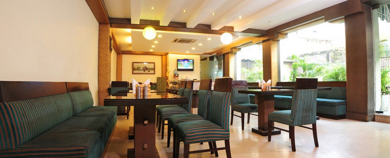 Hotel Clark Heights New Delhi Buitenkant foto