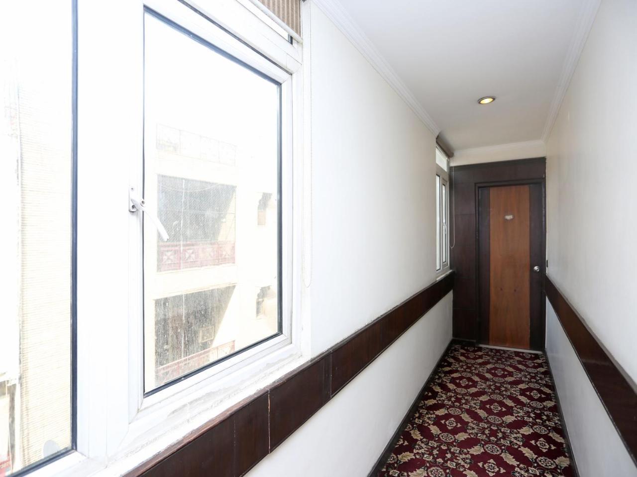 Hotel Clark Heights New Delhi Buitenkant foto