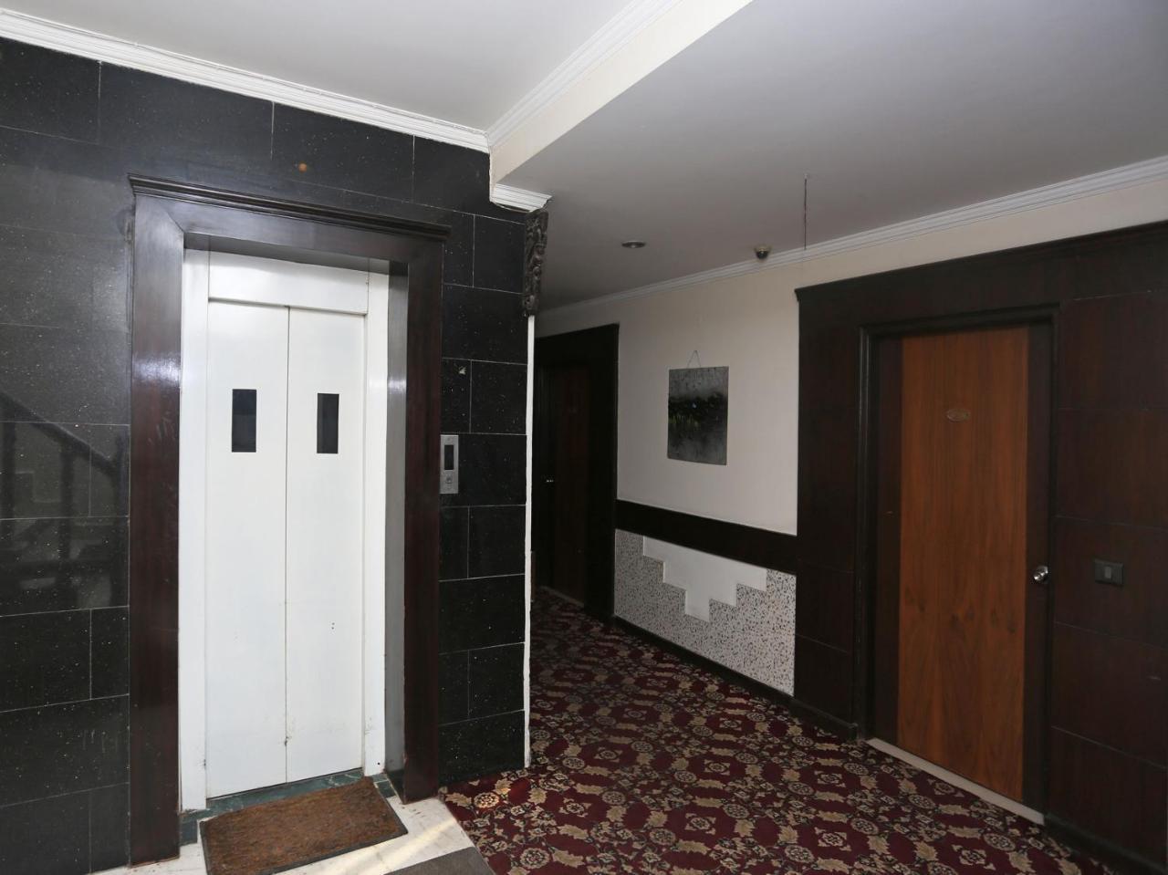 Hotel Clark Heights New Delhi Buitenkant foto